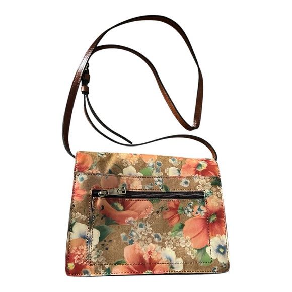 Patricia Nash
Apricot Blessings Cassano Leather Crossbody Bag - Picture 2 of 6